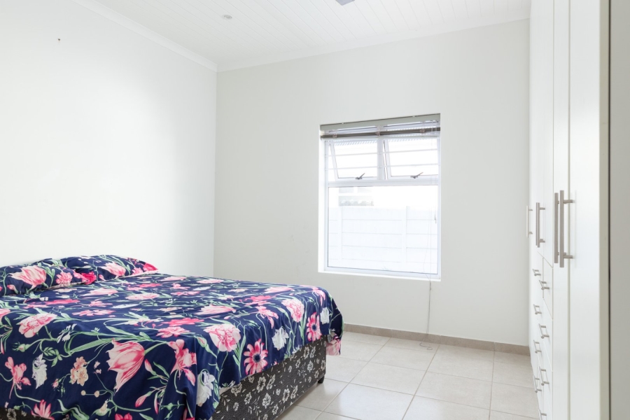 2 Bedroom Property for Sale in Laaiplek Western Cape